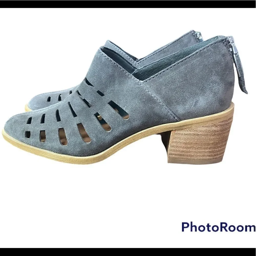 1. State ILEE Gray Suede Booties Size 6.5 - Picture 1 of 5